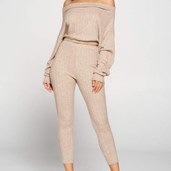 Nude Crop Set - Picture 2 of 2